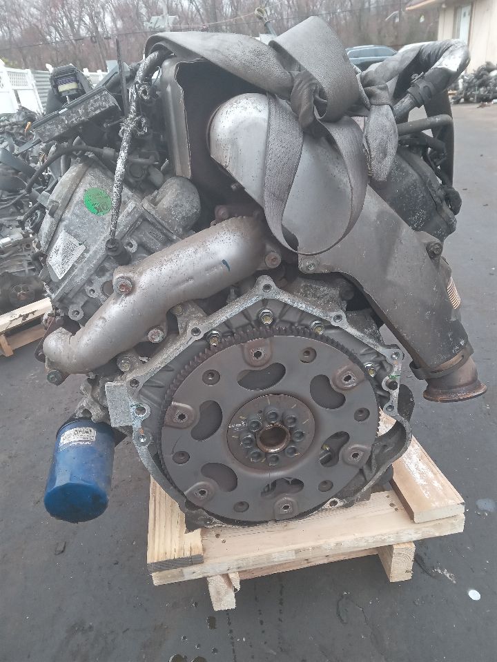 2006 CHEVROLET VAN 6.6L 8cyl Turbo Diesel ENGINE ASSEMBLY - 192562 — photo 2