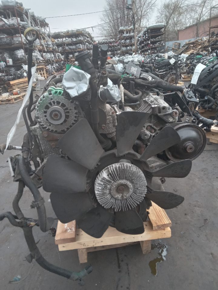 2006 CHEVROLET VAN 6.6L 8cyl Turbo Diesel ENGINE ASSEMBLY - 192562 — photo 4