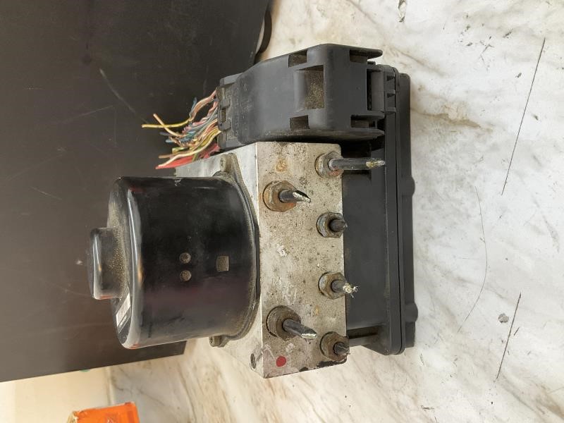 2011 MERCEDES-BENZ ML-CLASS Anti-lock Brake Pts - 1930 — photo 3