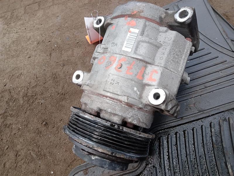 2014 DODGE JOURNEY 6cyl Gasoline 3.6 AC COMPRESSOR - 193250 — photo 2