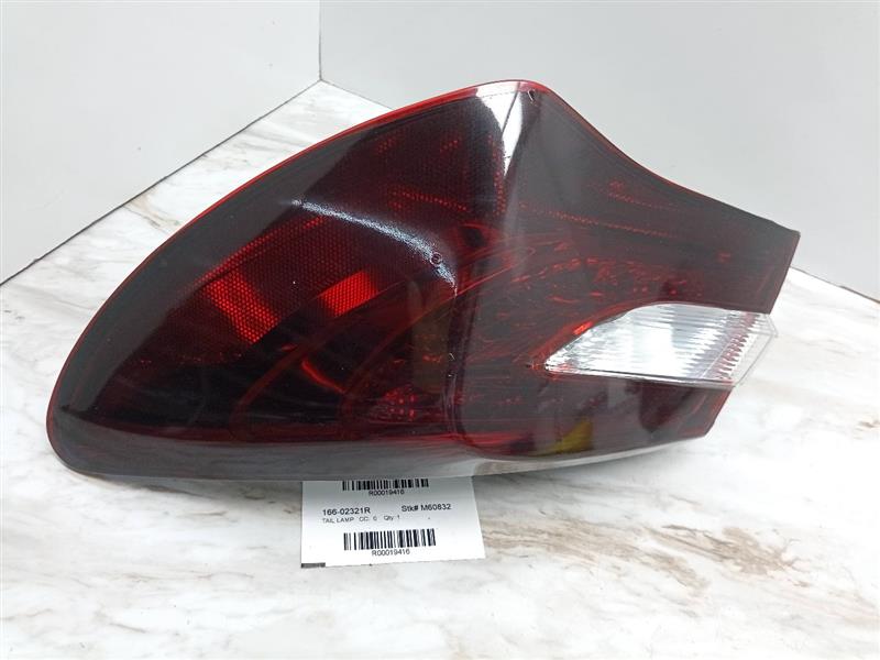 2013 CHRYSLER 200 6 cyl Gas Flex Fuel 3.6 Right TAIL LAMP - 19416 — photo 2