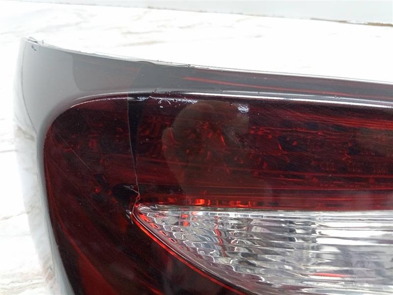 2013 CHRYSLER 200 6 cyl Gas Flex Fuel 3.6 Left TAIL LAMP - 19417 — photo 3