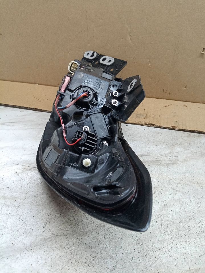 2022 SUBARU BR-Z Left TAIL LAMP - 195251 — photo 7