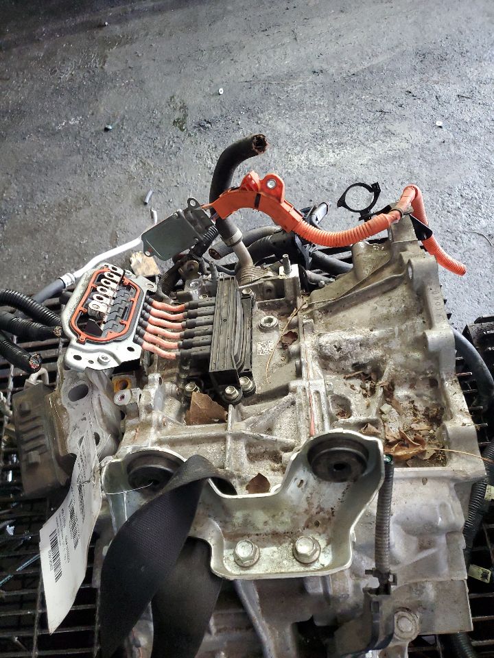 2023 TOYOTA PRIUS 2.0L 4cyl Hybrid Transmiss,Transaxle - 195802
