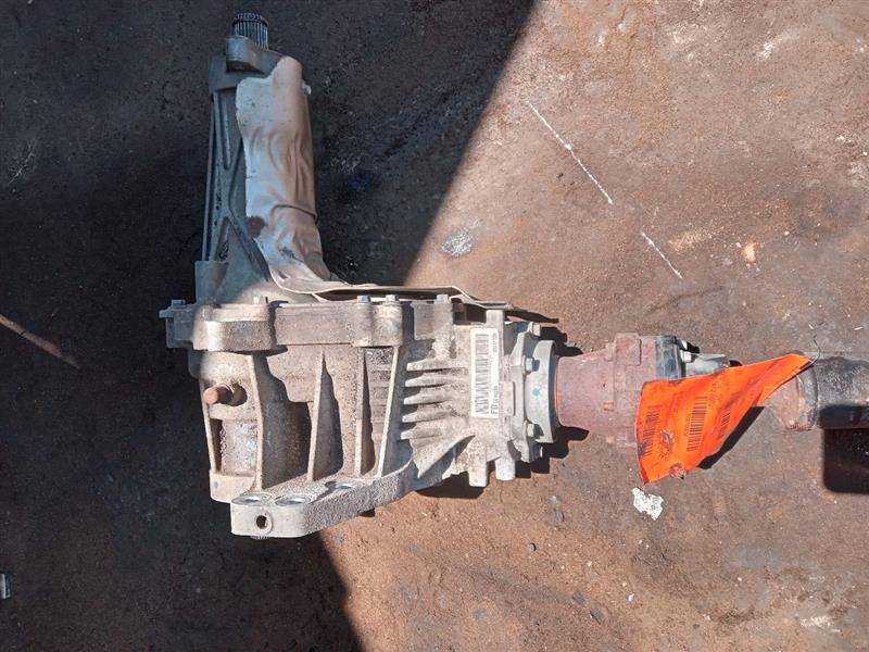 2017 CHEVROLET EQUINOX 4cyl Gasoline 2.4 TRANSFER CASE ASSY - 196059
