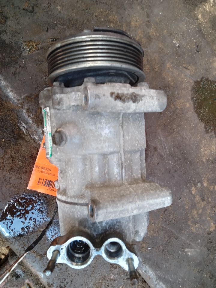 2013 MINI COOPER COOPER 4cyl Gasoline 1.6 DOHC AC COMPRESSOR - 197614 — photo 3