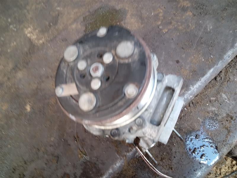 2013 MINI COOPER COOPER 4cyl Gasoline 1.6 DOHC AC COMPRESSOR - 197614 — photo 4