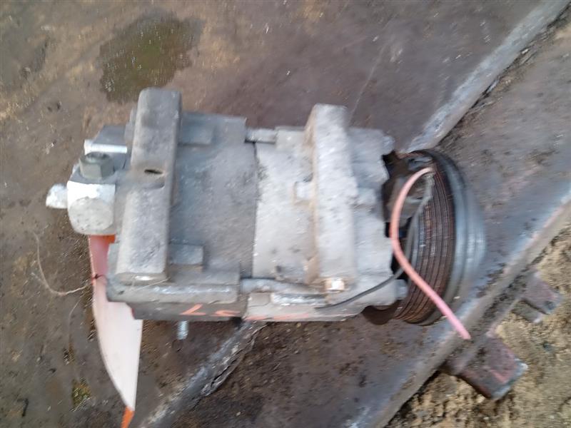 2007 FORD MUSTANG 6cyl Gasoline 4.0 AC COMPRESSOR - 197615 — photo 2