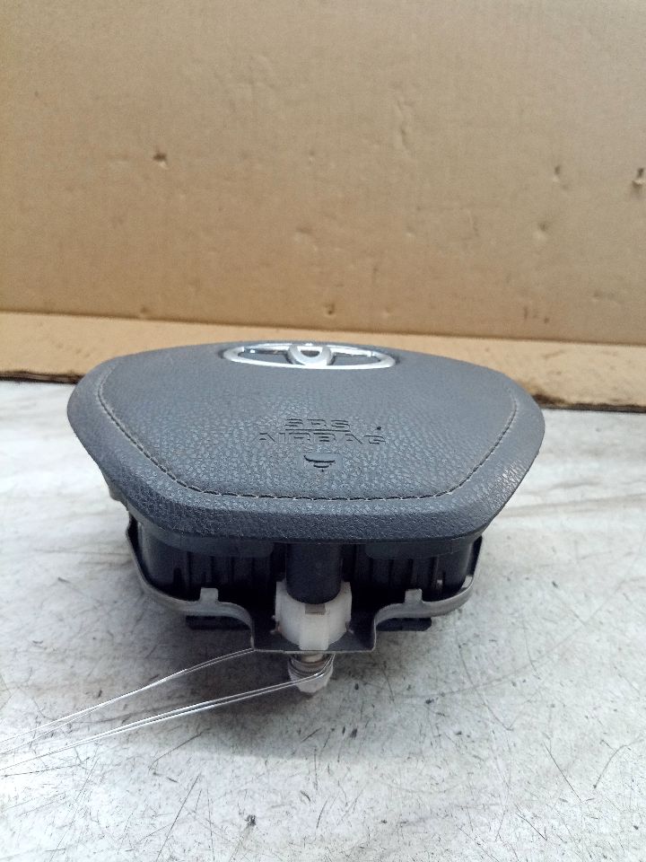 2015 TOYOTA RAV4 Left AIR BAG - 197729 — photo 2