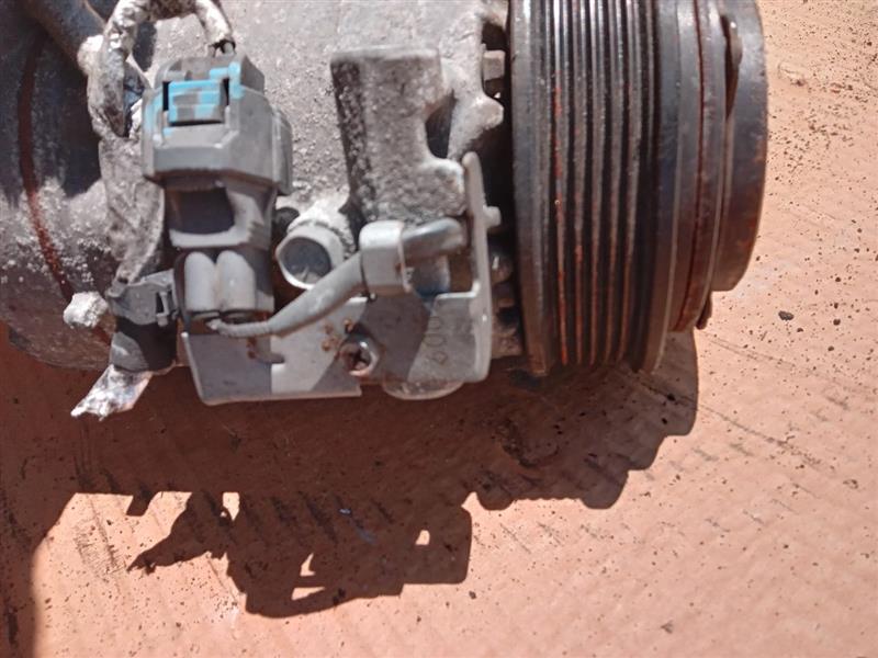 2013 DODGE DART 4cyl Gasoline 2.0 AC COMPRESSOR - 197996 — photo 2