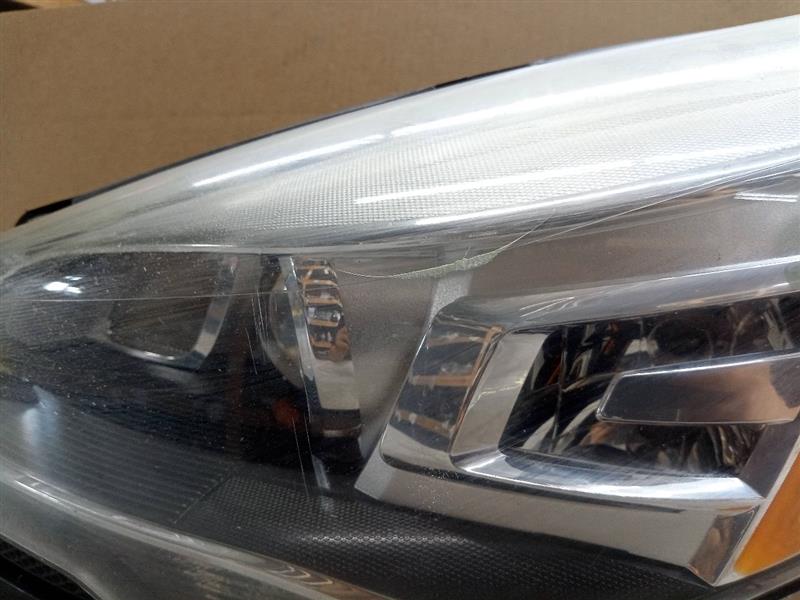 2015 FORD ESCAPE 4cyl 2.0 EcoBoost Left HEADLAMP ASSEMBLY - 198659 — photo 2
