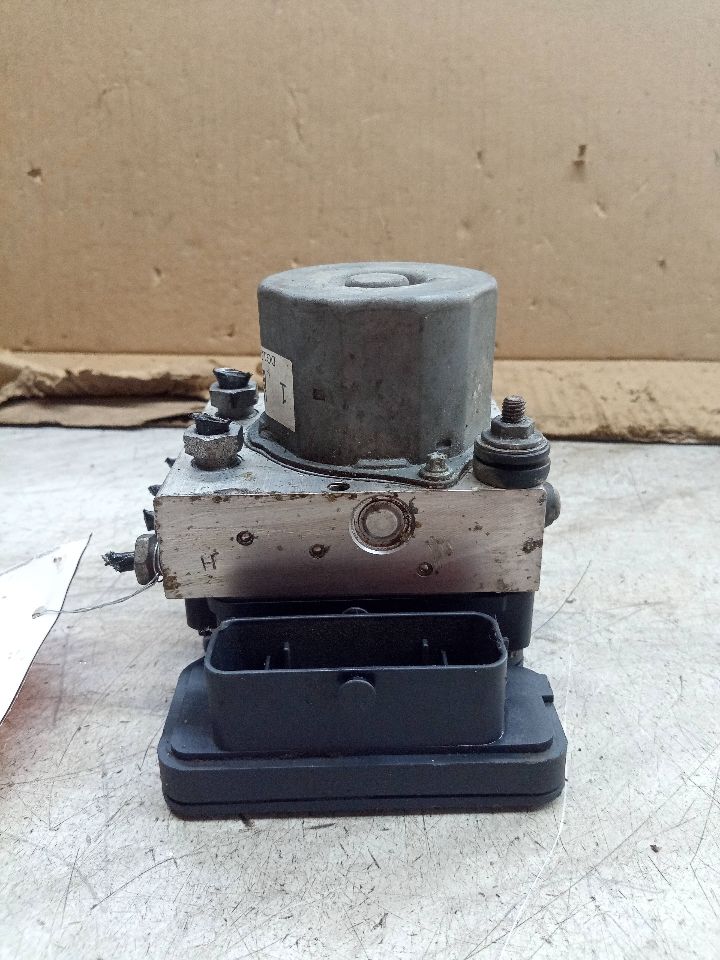 2013 LINCOLN MKS 6cyl Gasoline 3.7 Anti-lock Brake Pts - 199800