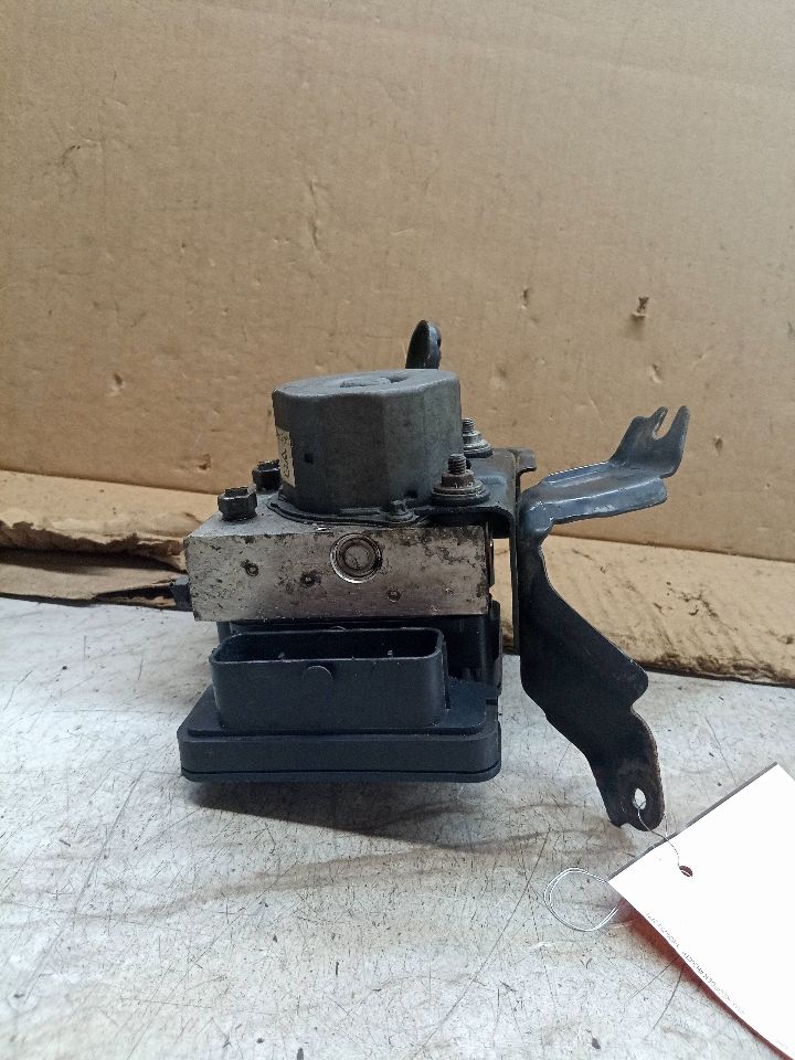 2013 HONDA CR-V 4cyl Gasoline 2.4 Anti-lock Brake Pts - 199803