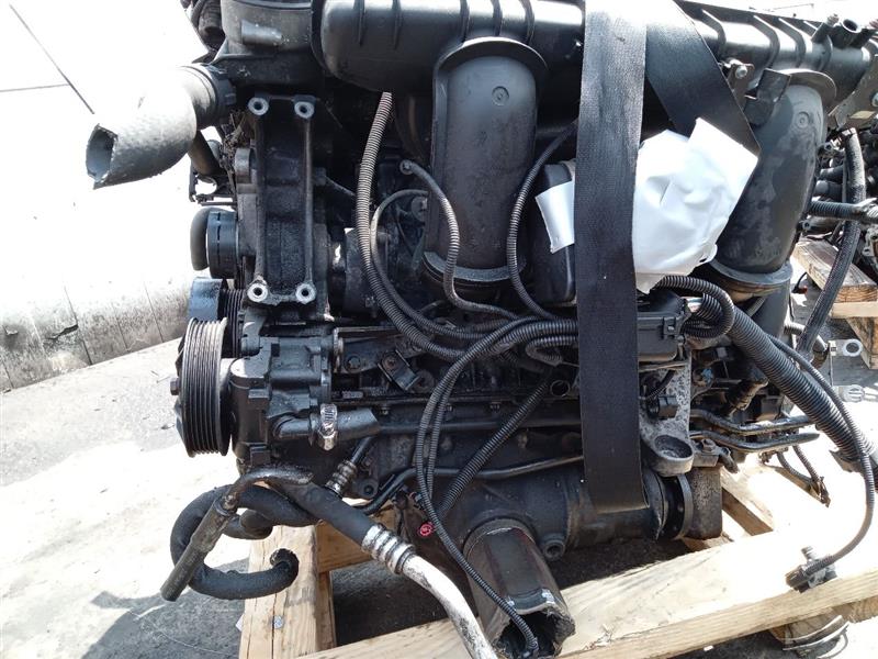 2006 BMW 325i 6cyl Gasoline 3.0 ENGINE ASSEMBLY - 200161 — photo 4