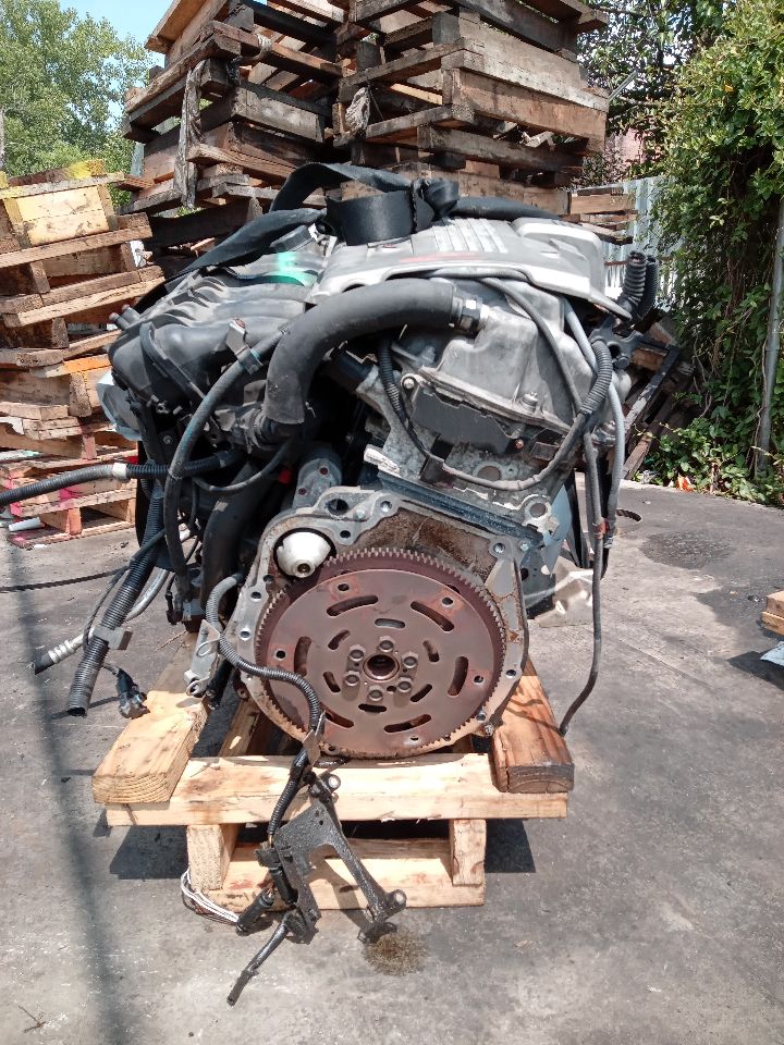 2006 BMW 325i 6cyl Gasoline 3.0 ENGINE ASSEMBLY - 200161 — photo 5