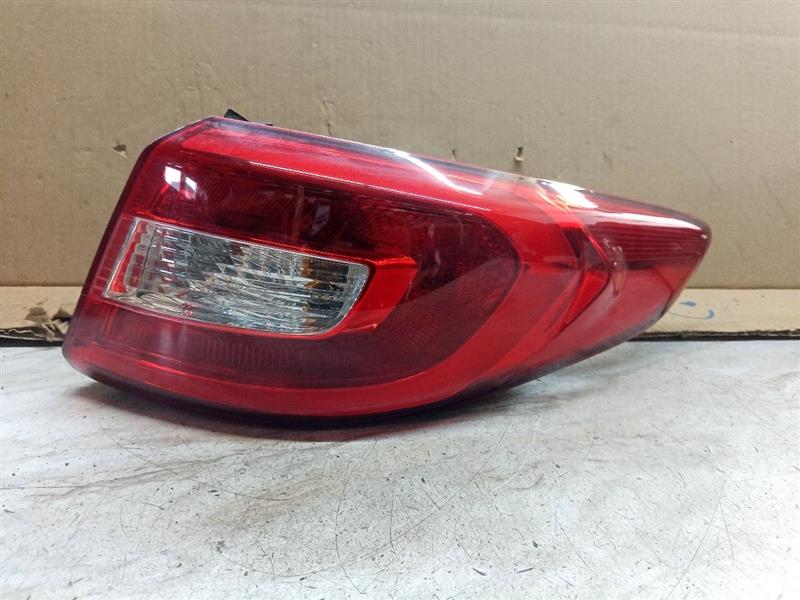 2017 HYUNDAI SONATA 4cyl Gasoline 2.4 Right TAIL LAMP - 200175 — photo 1