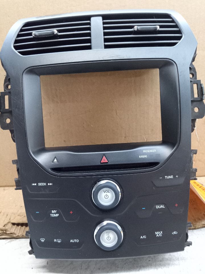 2014 FORD EXPLORER 6cyl Gasoline 3.5 Radio Audio - 200686