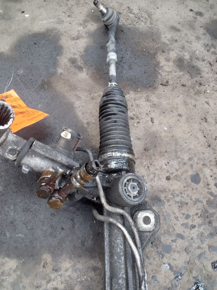 2009 BMW 528i 6cyl Gasoline 3.0 STEERING GEAR RACK - 200934 — photo 5