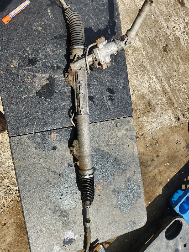 2009 BMW 528i 6cyl Gasoline 3.0 STEERING GEAR RACK - 200934 — photo 8