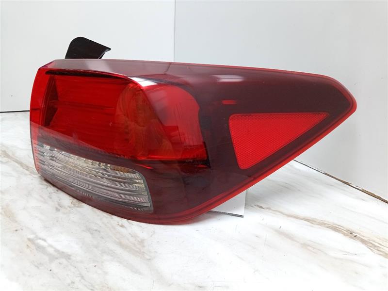 2018 KIA RIO 1.6L 4cyl Gasoline VVT Right TAIL LAMP - 20127