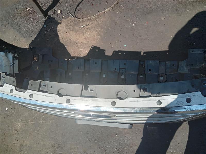 2018 FORD ESCAPE 1.5L 4cyl Turbo Gasoline BUMPER ASSY, FRONT - 201329 — photo 4