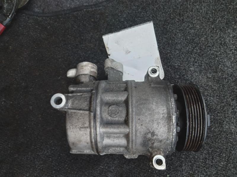 2013 VOLKSWAGEN CC 6cyl Gasoline 3.6 AC COMPRESSOR - 201637 — photo 3