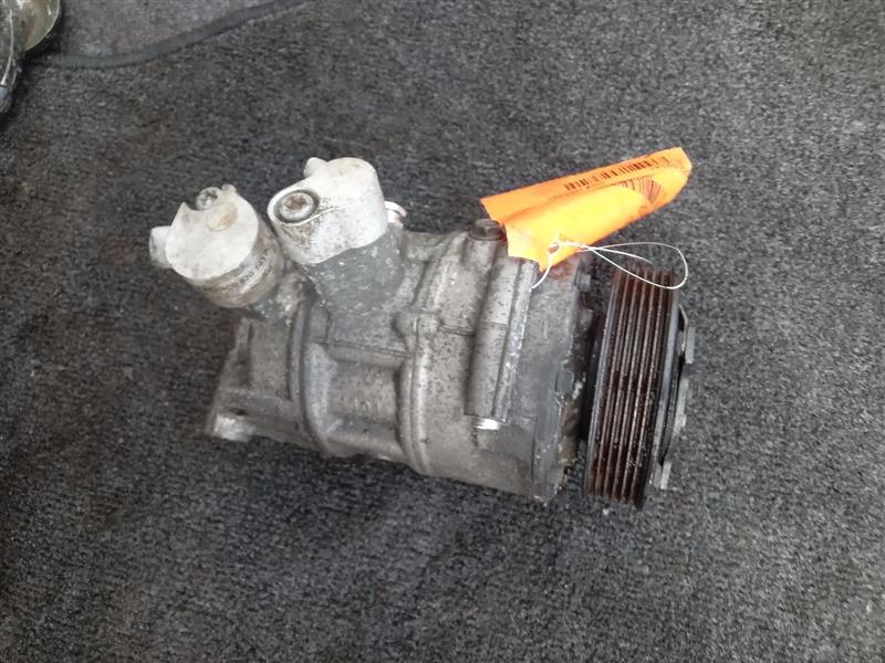 2013 VOLKSWAGEN CC 6cyl Gasoline 3.6 AC COMPRESSOR - 201637 — photo 4