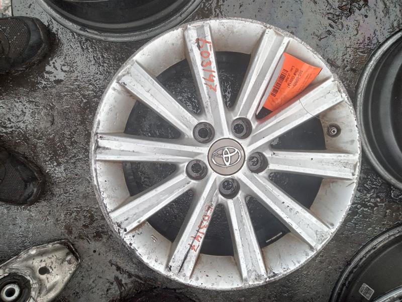2012 TOYOTA CAMRY 4cyl Electric 2.5 WHEEL - 201846 — photo 1