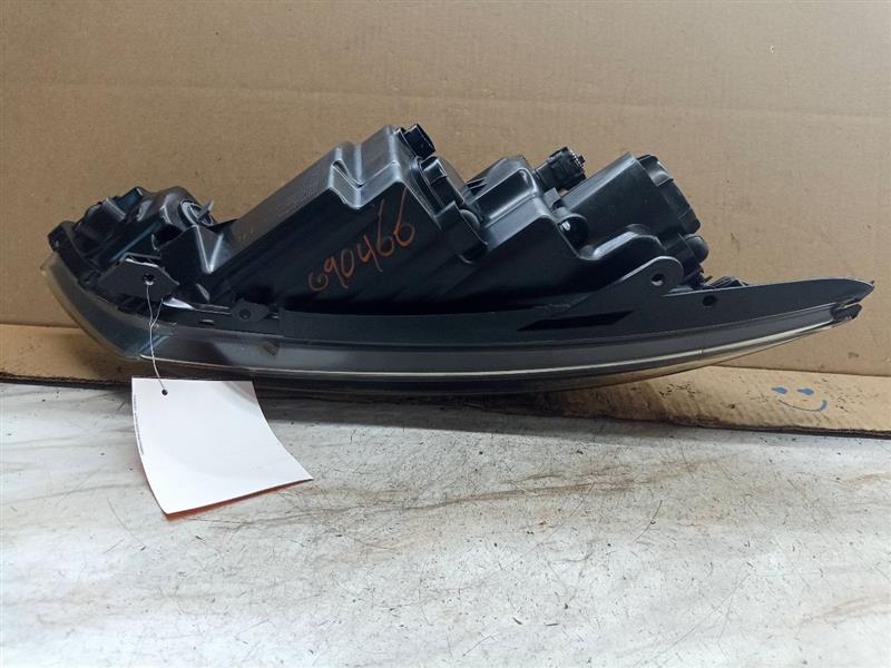 2014 KIA OPTIMA 4cyl Gasoline 2.4 Left HEADLAMP ASSEMBLY - 202358 — photo 2