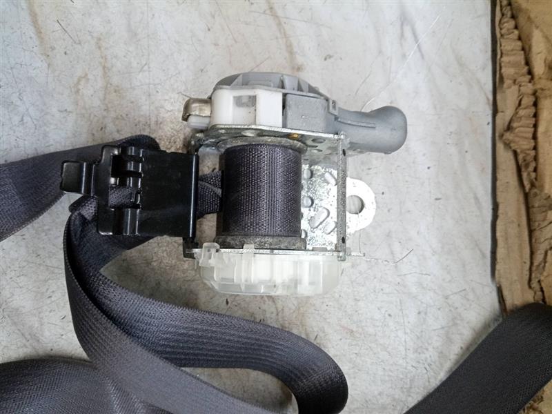 2008 GMC ACADIA Seat Belt, Front - 202719 — photo 6