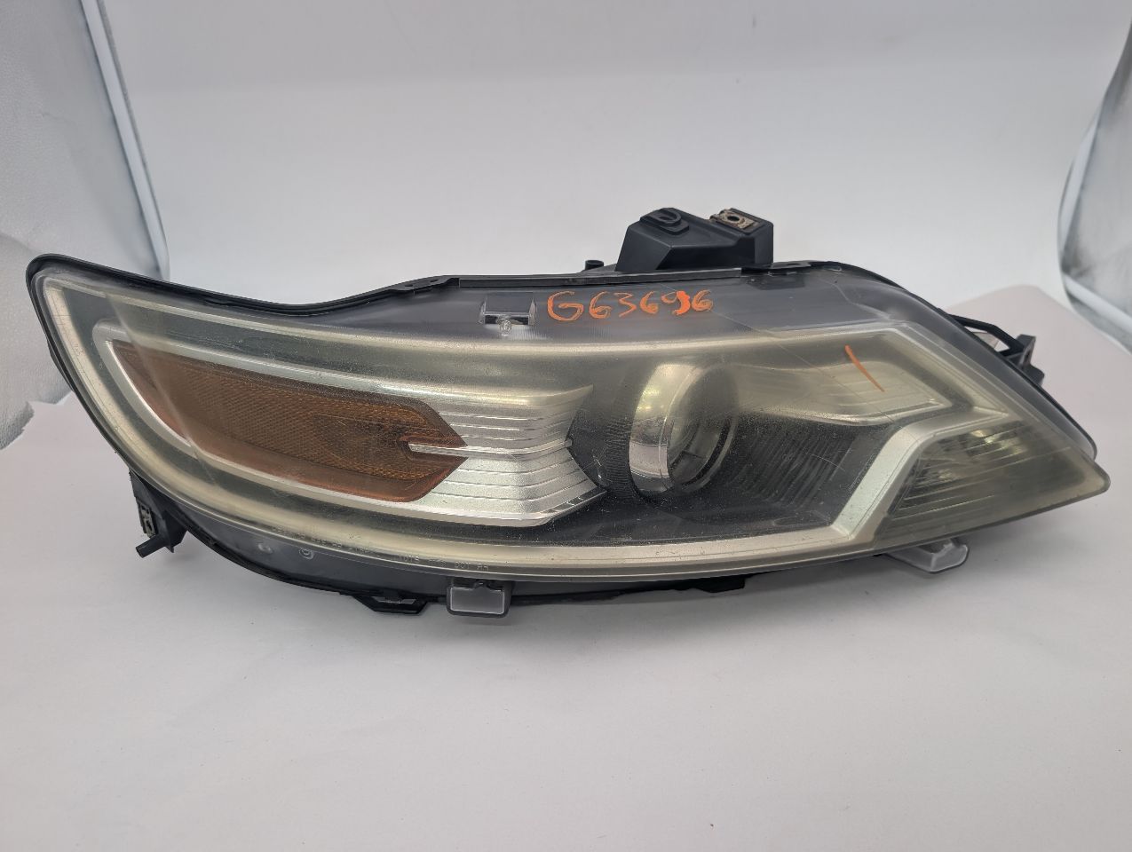 2010 FORD TAURUS 6cyl Gasoline 3.5 Right HEADLAMP ASSEMBLY - 202785 — photo 7