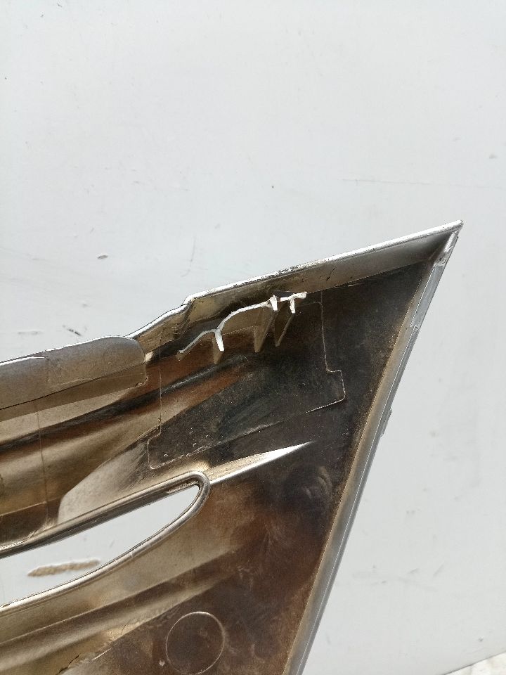 2011 TOYOTA AVALON GRILLE - 202940 — photo 5
