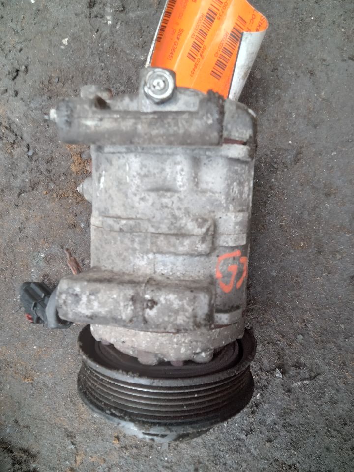 2013 DODGE CARAVAN 6cyl Gasoline 3.6 AC COMPRESSOR - 203143 — photo 3