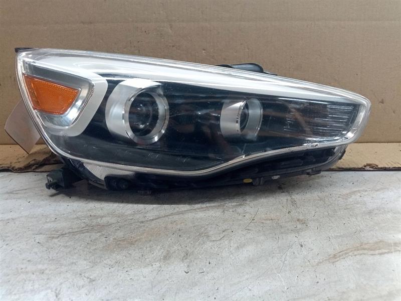2014 KIA CADENZA 6cyl Gasoline 3.3 Right HEADLAMP ASSEMBLY - 203202