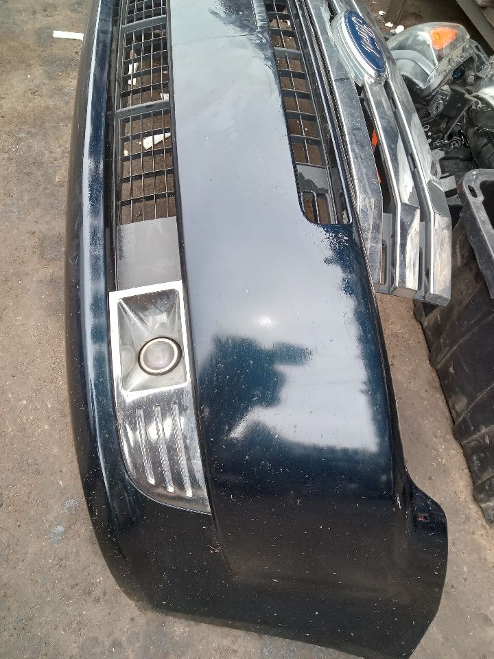 2009 FORD FLEX 6cyl Gasoline 3.5 GRILLE - 203314