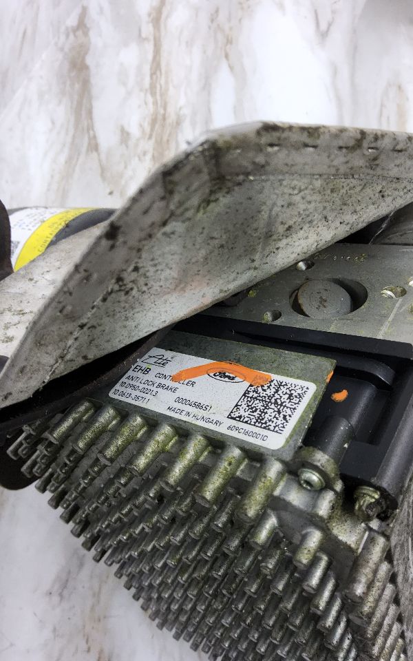 2007 FORD ESCAPE Anti-lock Brake Pts - 2034 — photo 7