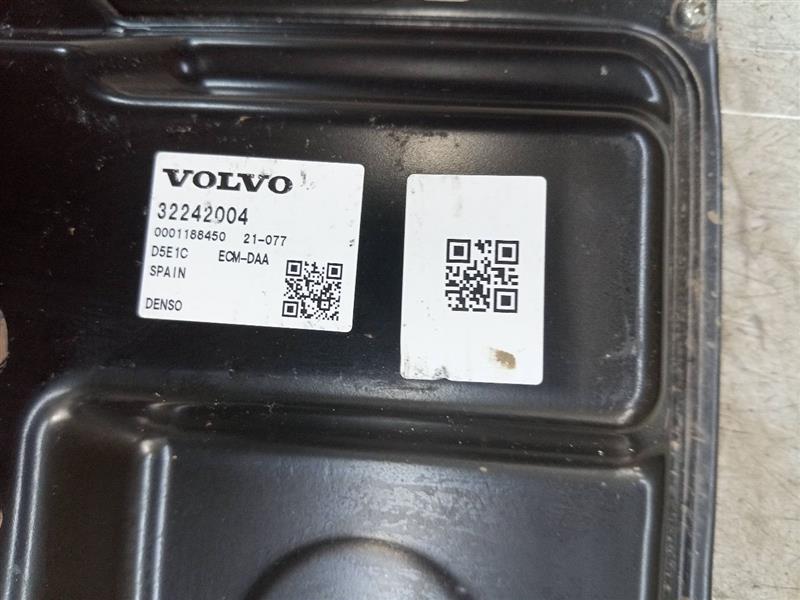 2021 VOLVO XC90 2.0L 4cyl Turbo Gasoline Eng/Motor Cont Mod - 203651 — photo 2