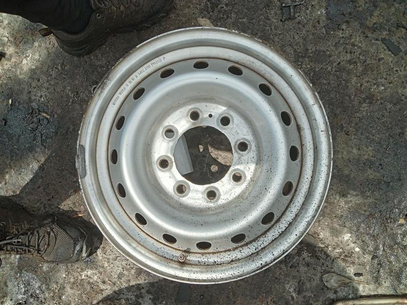 2017 NISSAN NV 1500 4.0L 6cyl Gasoline VVT WHEEL - 204794