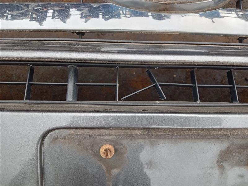 2010 FORD FLEX 6cyl Gasoline 3.5 GRILLE - 205031 — photo 6