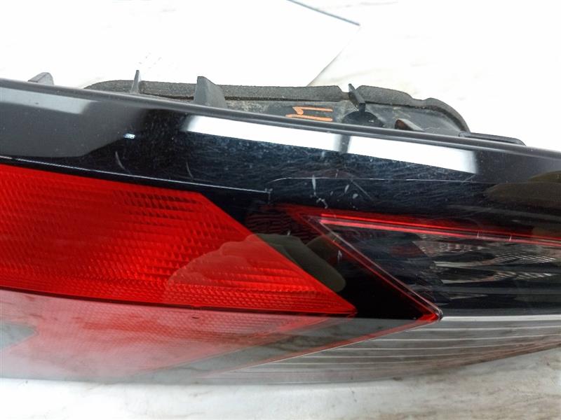 2021 NISSAN VERSA Left TAIL LAMP - 20553 — photo 2