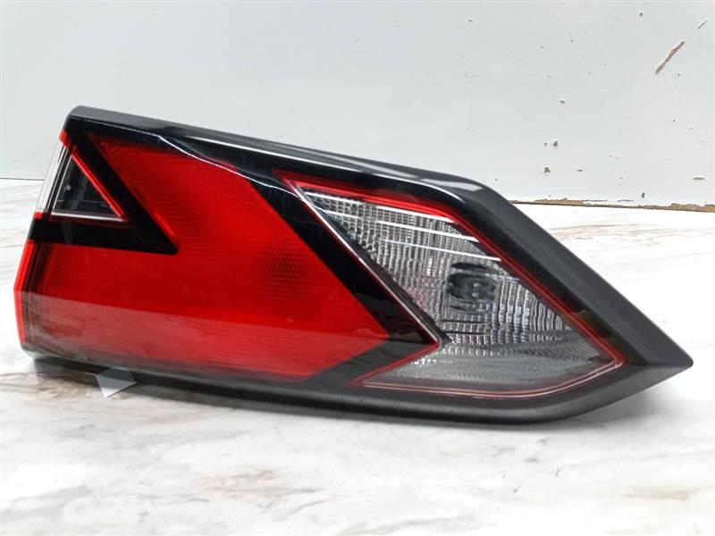 2021 NISSAN VERSA Right TAIL LAMP - 20554 — photo 1