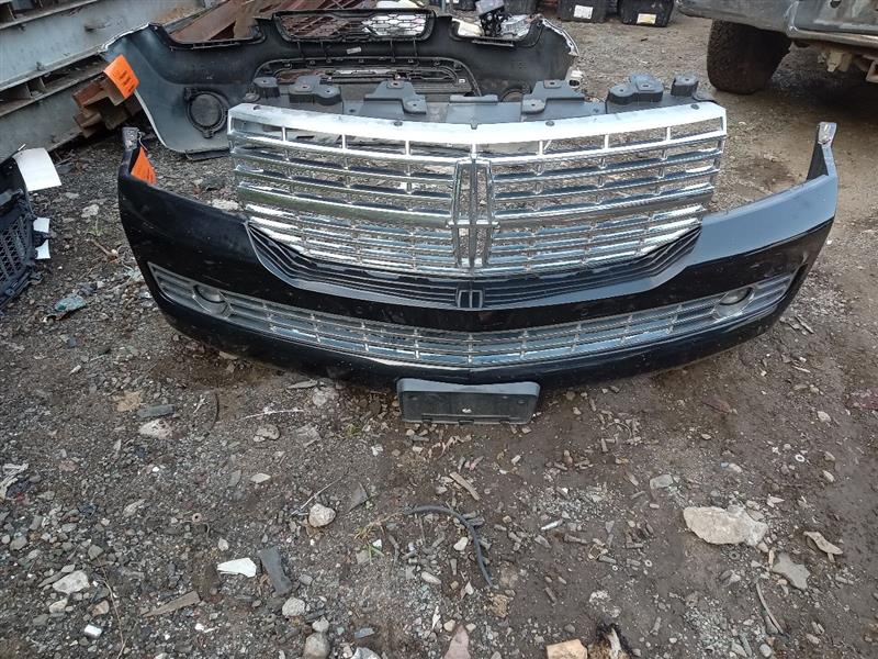 2012 LINCOLN NAVIGATOR 8cyl gas 5.4 liter flex BUMPER ASSY, FRONT - 205920