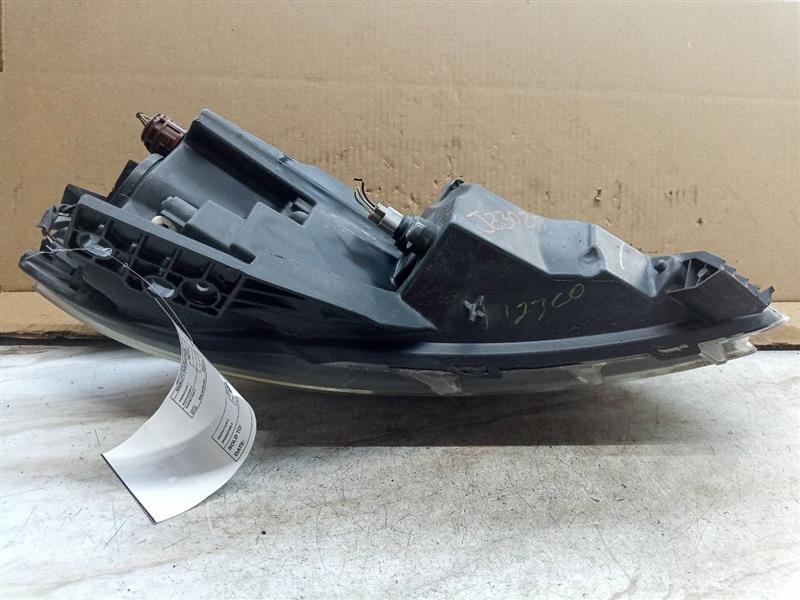 2015 DODGE DART 4cyl Gasoline 2.4 Right HEADLAMP ASSEMBLY - 206556 — photo 2