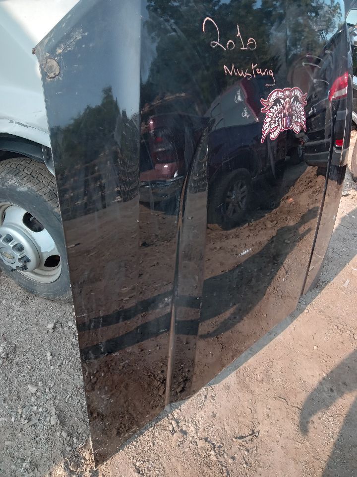 2010 FORD MUSTANG HOOD - 207073 — photo 4