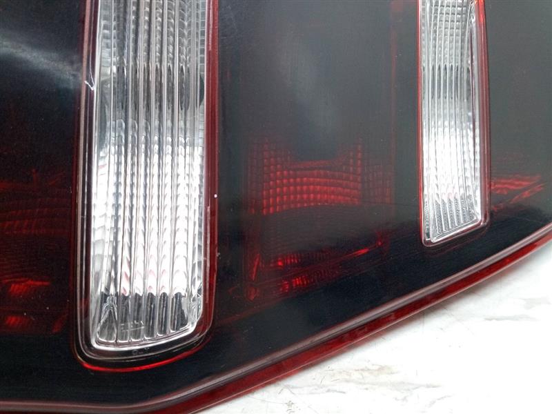 2011 FORD MUSTANG 6cyl Gasoline 3.7 Right TAIL LAMP - 20732 — photo 2