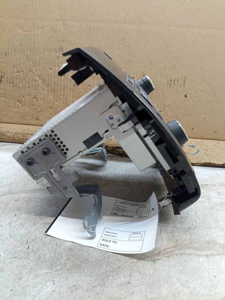 2014 ACURA ILX 2.0L 4cyl Gasoline VVT Radio Audio - 207812 — photo 8