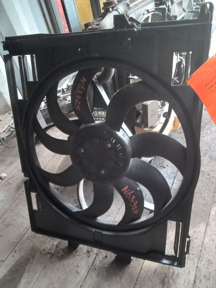 2017 BMW 330i 2.0L 4cyl Turbo Gasoline RAD COND FAN MOTOR - 208095
