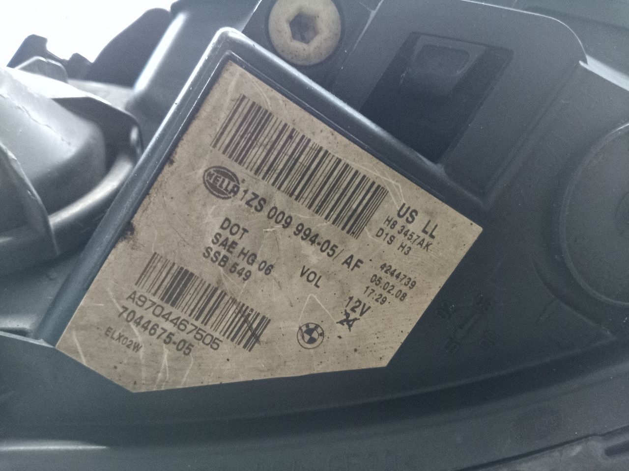 2009 BMW 528i Left HEADLAMP ASSEMBLY - 208999 — photo 4