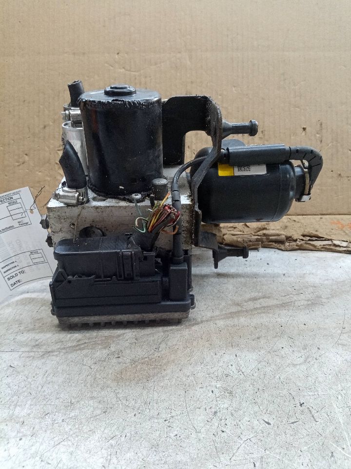 2005 FORD ESCAPE Anti-lock Brake Pts - 209023