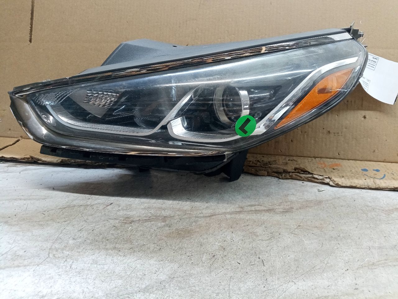 2018 HYUNDAI SONATA 2.4L 4cyl Gasoline VVT Left HEADLAMP ASSEMBLY - 209194